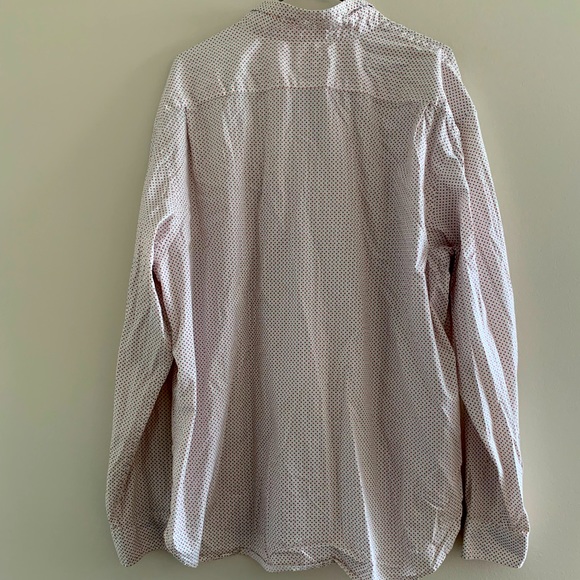 White Button Down Shirt w/ Red & Blue pattern - Picture 3 of 5